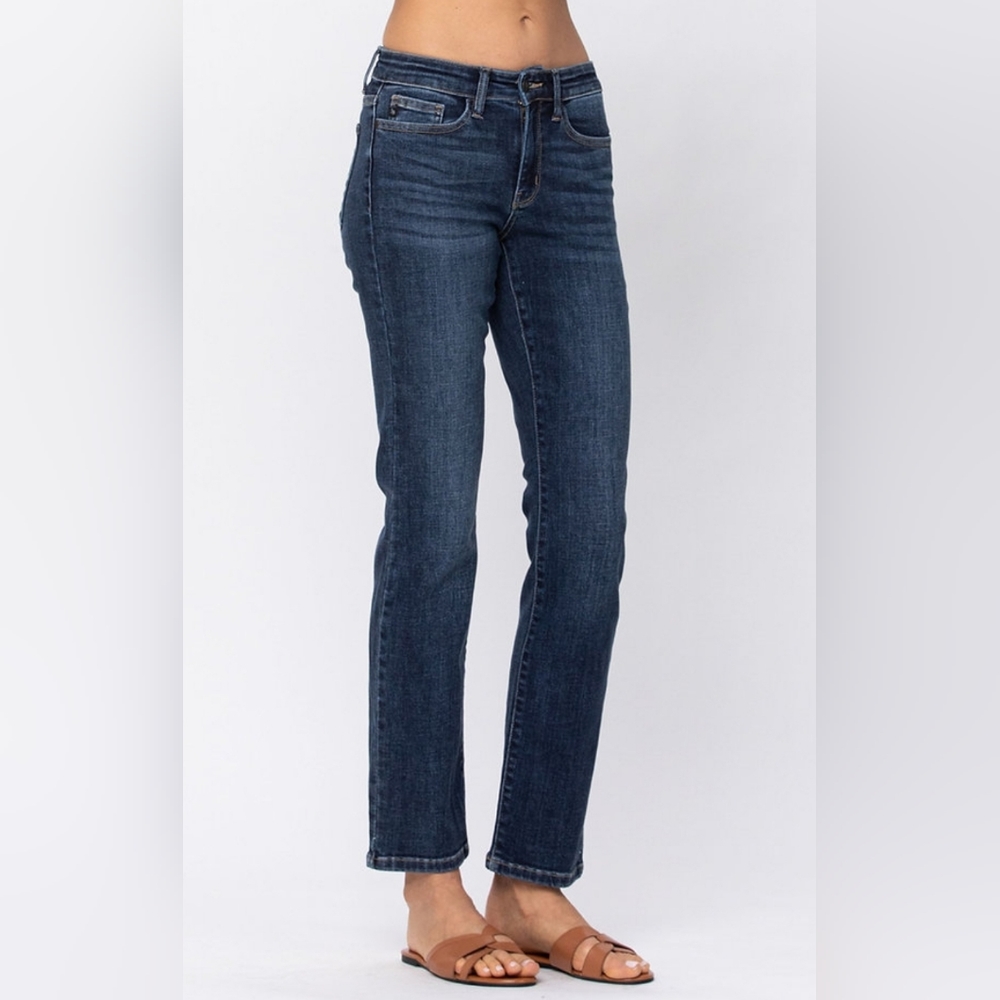 Judy Blue Mid-rise Straight Leg Jeans Size 11/30